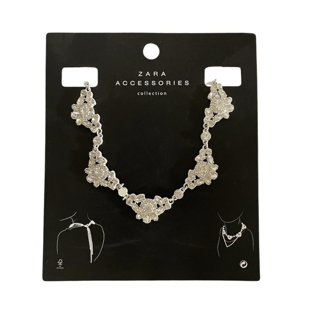 ZARA White Resin Statement Necklace. NEW